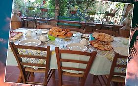 Bed & Breakfast Paui